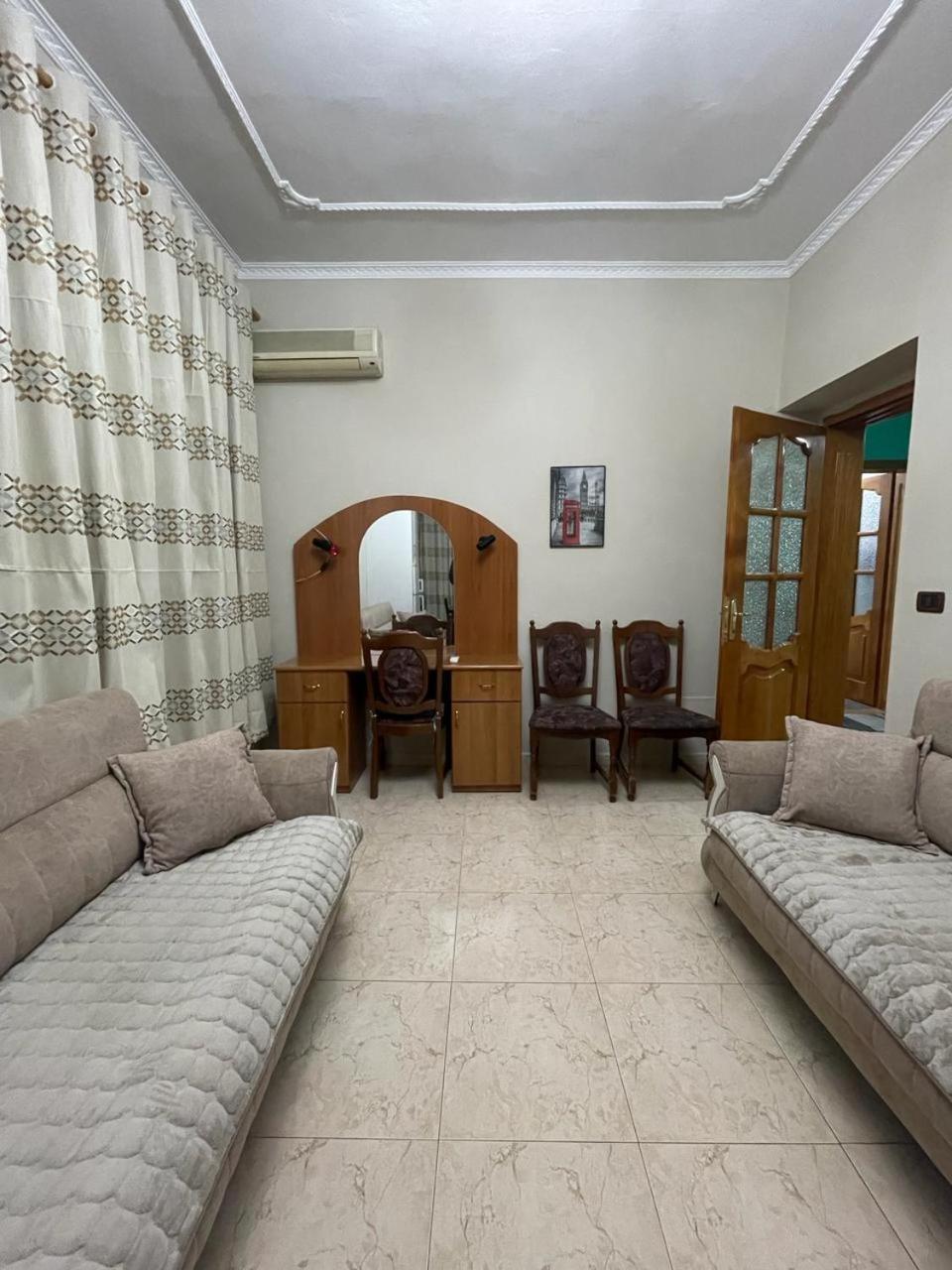 Trumpets Apartment Tiranë Eksteriør bilde