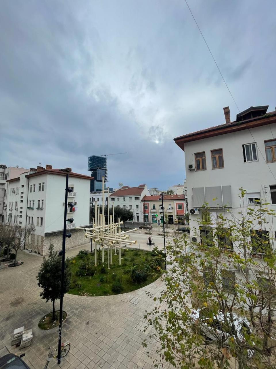 Trumpets Apartment Tiranë Eksteriør bilde
